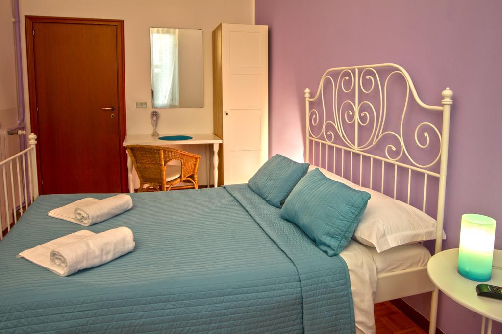 I Am Here Central Station Hotel Milán Habitación foto